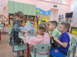 Дошкольный возраст - это период активного развития речи. Дошкольный возраст - это период активного развития речи.