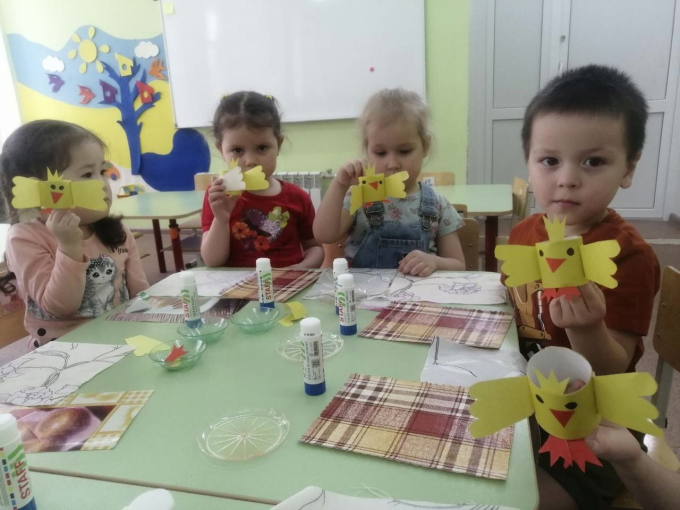 Весь я золотистый, Мягкий и пушистый Весь я золотистый, Мягкий и пушистый.